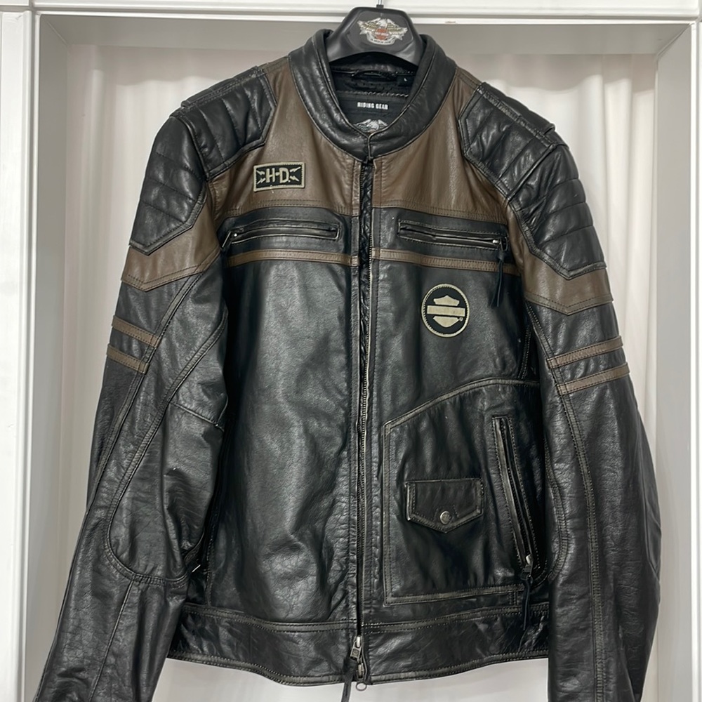 Harley Davidson jacket, mens!